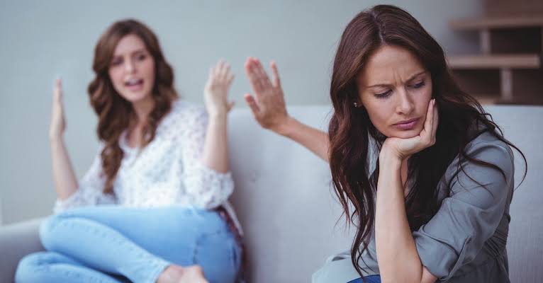 كيف تكتشفين الشخصيات السامة في حياتك وكيفية التعامل معها